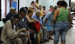 L2,000 millones debe el Gobierno al IHSS