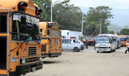 Honduras: Inspeccionan buses con excursiones