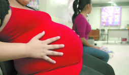 Suben embarazos en las colegialas hondureñas