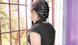 Niña hondureña vive drama en México