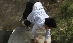 Chepito Pérez, 'el niño venadito” juega fútbol a su manera