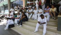 Devolverán L40 millones en salarios a enfermeras