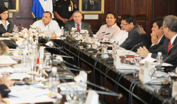 Aprueban expropiación de tierras para 30 colonias y asentamientos