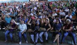 Tribunal repara a 8,000 maestros