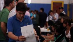 Seis partidos están a favor del voto electrónico