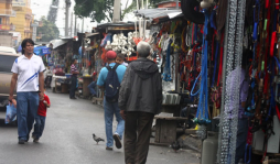 Vendedores se tomarán terreno en litigio