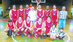 Los campeones inician arrasando