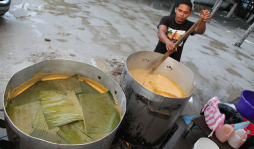 Tamales, tradición que persiste por generaciones