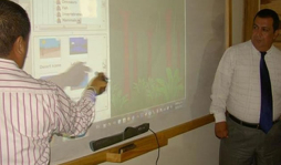 Enseñan inglés con aulas virtuales