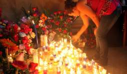 'El manto de la Santa Patrona está teñido de rojo por la violencia”