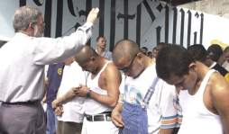 Emiliani, el hombre que renunció a la abogacía cuando lo llamó Dios