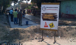 Pavimentan calles en el centro de Choloma
