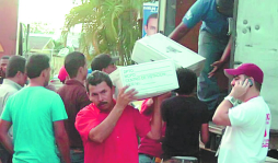 Urnas y material electoral llegan a La Ceiba y a Colón