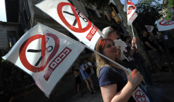 España decreta más austeridad en gastos