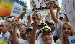 Rumania se prepara para un referéndum