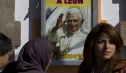 Mexicanos esperan mensaje de paz de Benedicto XVI