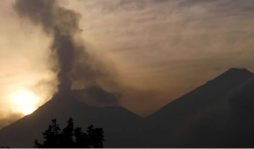 Alerta en Guatemala por erupción de volcán de Fuego