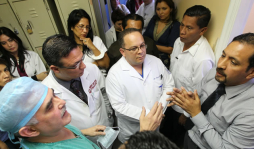 Médicos intimidan a Bendaña y retrasan operación a embarazada