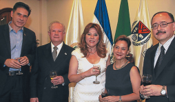 Despedida y bienvenida