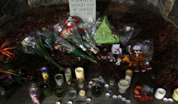 Forenses establecen identidad de víctimas de matanza en Connecticut