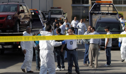 Hallan 15 cadáveres dentro de carros en México