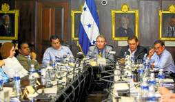 Aprueban compra de hasta 100 megas de térmica