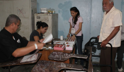 Adultos mayores dan lección en La Lima