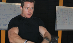 El rey del crossfit visita Honduras