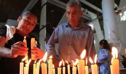 Feligreses veneran al Cristo Negro