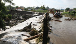 Tormenta causa muertes y destrozos en San Pedro Sula