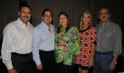 Alegrías en una noche retro