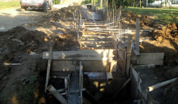 Construyen cajas puente para habilitar paso
