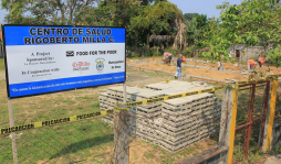 Inician construcción de centro de salud en Omoa