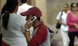 Crecen llamadas por celular