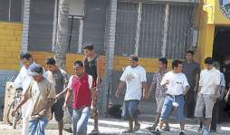 Sicólogos atienden a reclusos