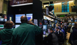 Ponen trabas a fusión de bolsas