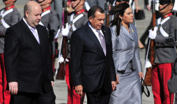 Otto Pérez pide al Ejército cooperar contra el narcotrafico