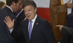 Juan Manuel Santos estará consciente en cirugía