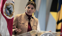 ONU adopta primer tratado sobre comercio mundial de armas clásicas