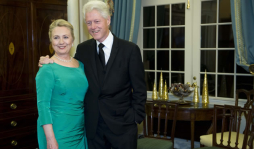 Hillary planea su vida para 2013 y analiza una candidatura