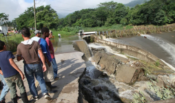Tormenta causa muertes y destrozos en San Pedro Sula