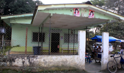 Deteriorado el centro de salud cholomeño