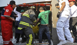 Explosión en torre de Pemex deja ya 25 muertos y 101 heridos