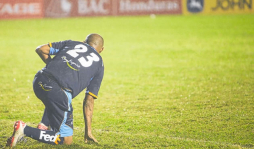 Sergio Mendoza, malcriado y mal portado