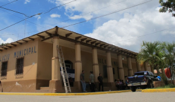 Buscan préstamos para pagar salarios