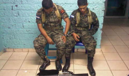Soldados ebrios hacían operativo