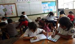 Sin salida crisis en sistema educativo