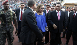 Pastor Argeñal vuelve al país para dirigir cruzada