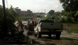 Torrencial aguacero deja múltiples daños en San Pedro Sula