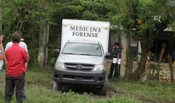 Lo ultiman por salvar a su esposa de un asalto